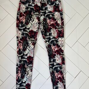 7 For All Mankind Floral Skinny Jeans | Size 30